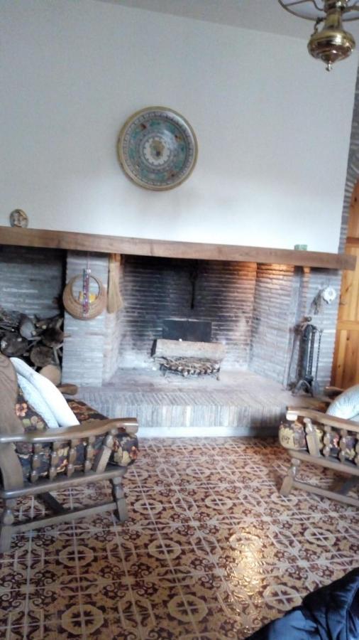 Casale La Pineta Apartment Mombaroccio ภายนอก รูปภาพ